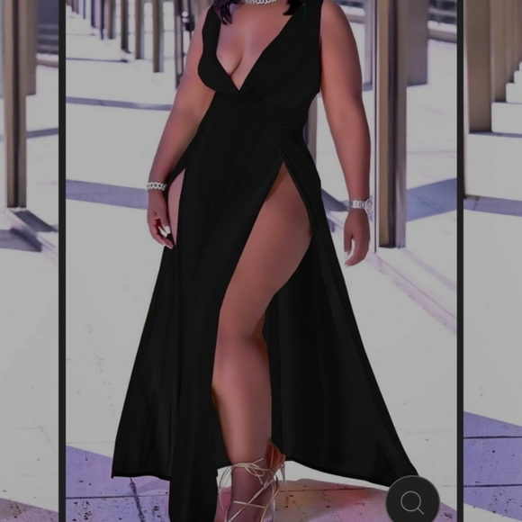 NEVER WORN PLUS SIZE HIGH OPENING SLEEVELESS LITTLE BLACK MAXI DRESSES - Picture 1 of 2